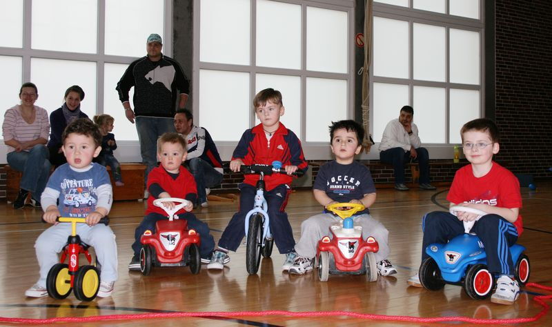 Die begeisterten Rennfahrer am Start