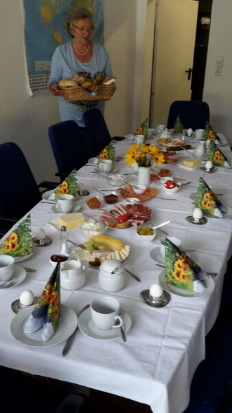 Uschi Seegers im Einsatz für eine gute Sache