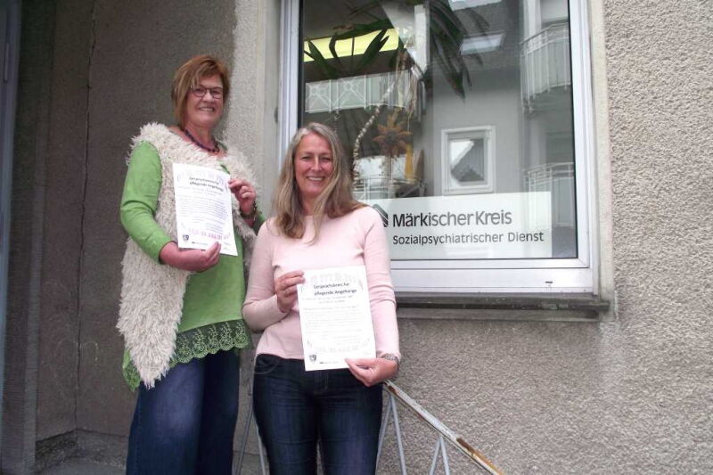 v.l. Petra Platt (Diplom-Sozialarbeiterin vom MK) und Silke Kreikebaum (Woge-Quartiermanagerin)    Bild: Süderländer Volksfreund