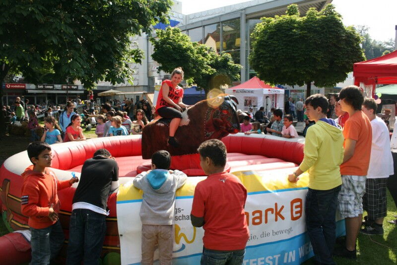 Die Herausforderung beim Bullriding ist es, möglichst lange auf dem Stier zu bleiben.