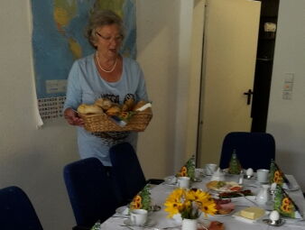 Uschi Seegers im Einsatz für eine gute Sache