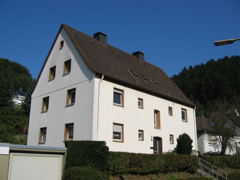 Auch das Haus Friedhofstraße 29 wartet auf seine Komplettsanierung im Jahr 2014.