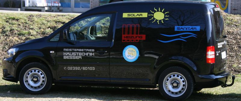 Neue Woge-Buttons auf den Autos unserer Handwerkspartner