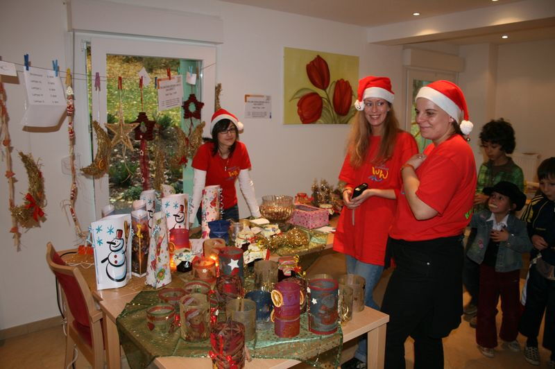 Viele kleine Geschenke gab es auf dem Weihnachtsbasar beim Team des Nachbarschaftshilfezentrums Kunterbunt zu erstehen